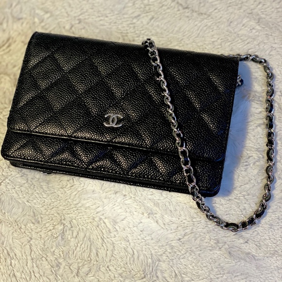 Chanel Classic Wallet On Chain - Picture 1 of 4